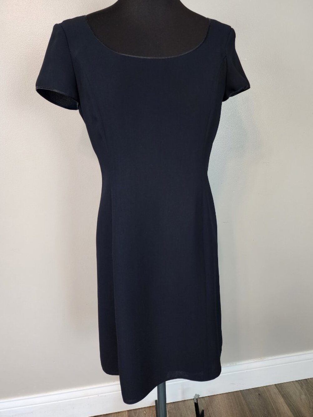 Vintage‎ J Crew Green Label Black Sheath Dress Sz 4 Classic Old Money Minimalist